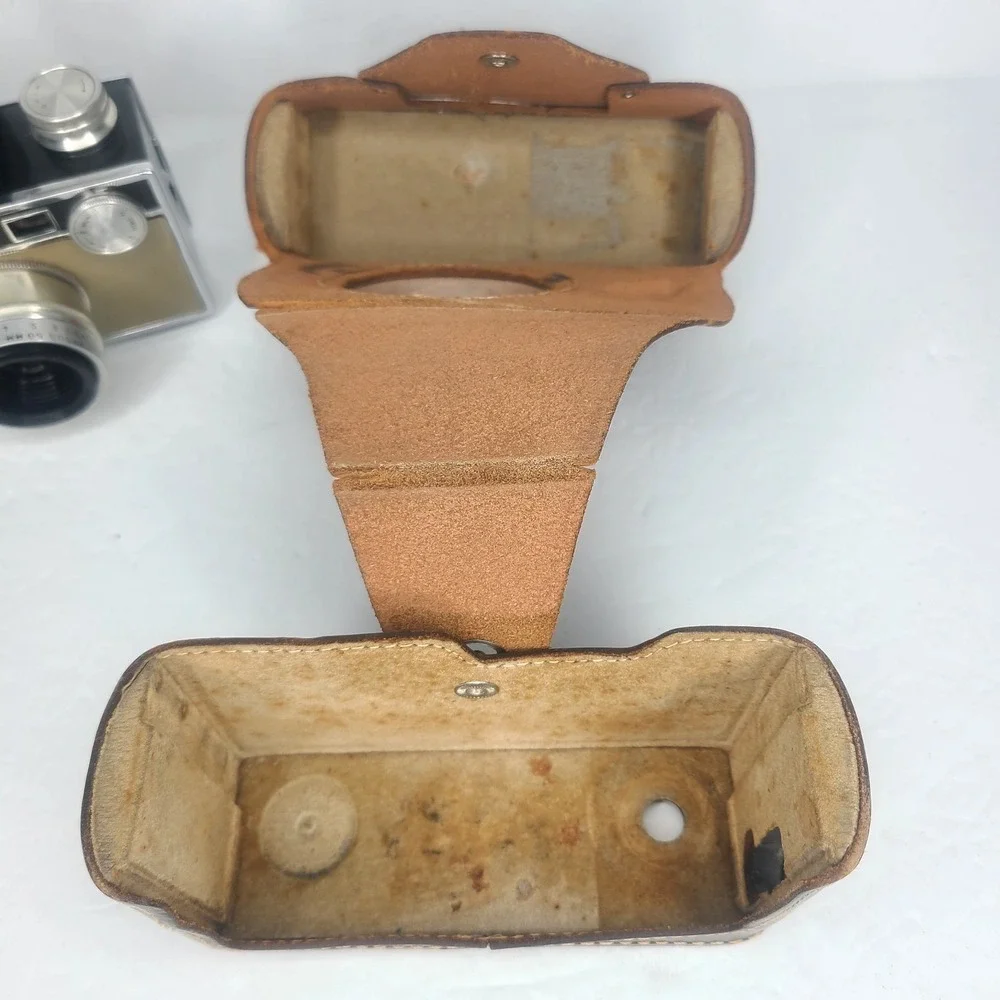 Argus‎ C3 35mm Camera 50mm F3.5 Lens TAN With Case Vintage Brick UNTESTED